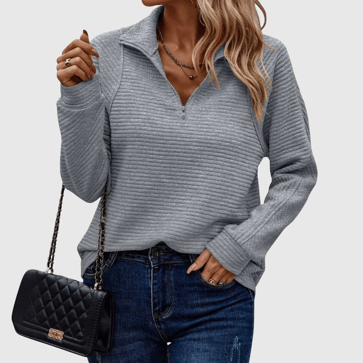 Lenka - Elegáns pulóver fél cipzárral