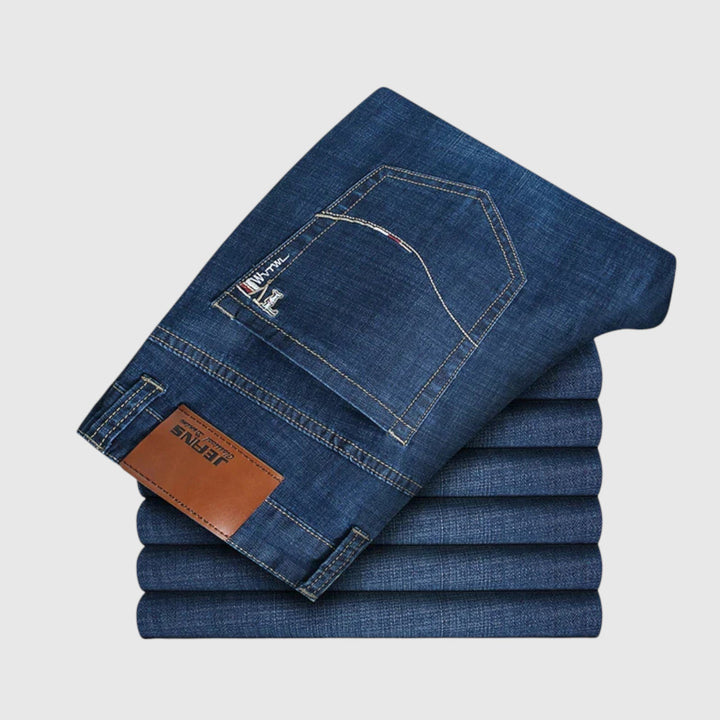 Klasszikus egyenes farmer